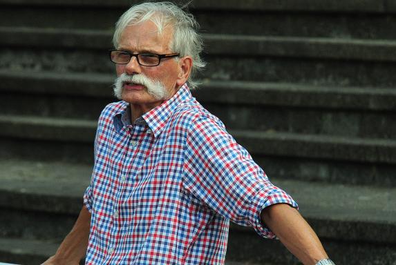 Georg Mewes, Schorsch Mewes, SV Hönnepel-Niedermörmter, SV Hö.-Nie., Landesliga Niederrhein 2.